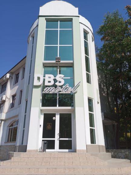 Dbs Hotel Balti Exterior photo